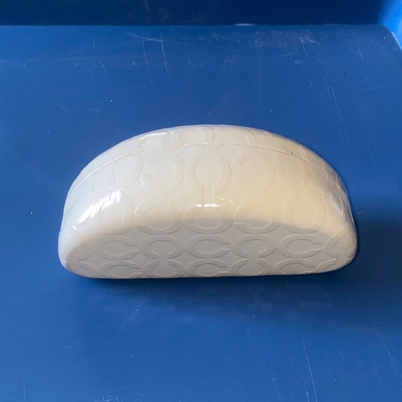 Coach Women's Black Sunglasses with Cream Case - Picture 9 of 10